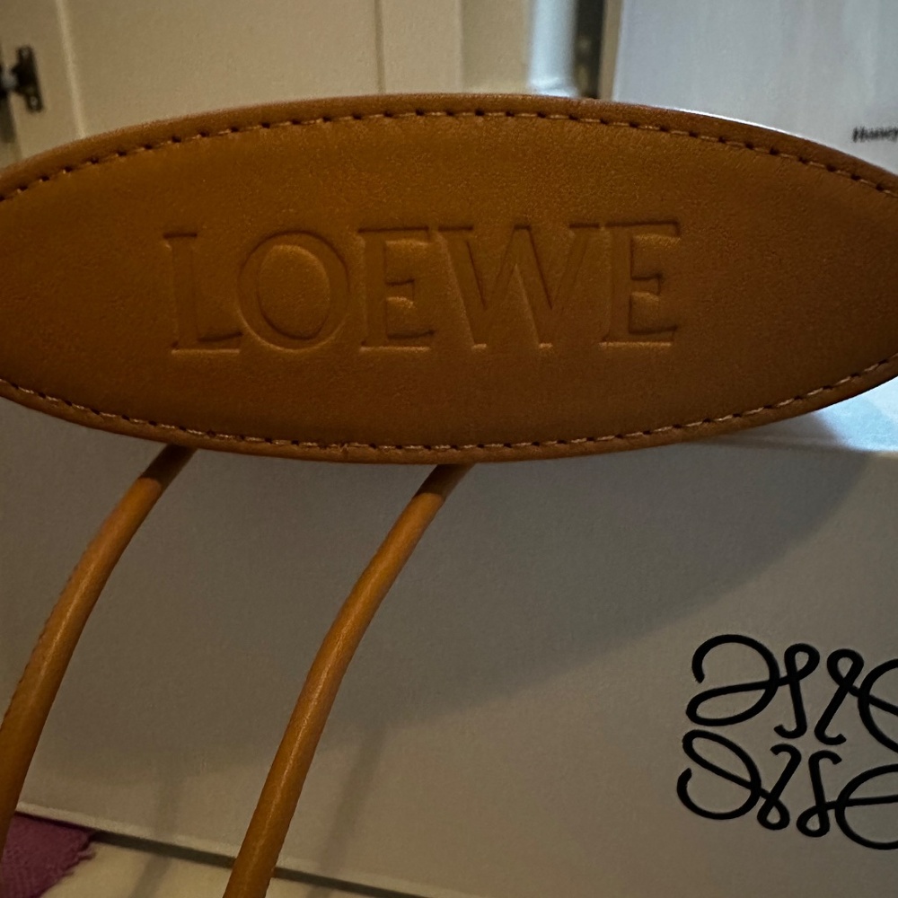 Loewe Pebble Dice pocket bag calfskin - Picture 3 of 9